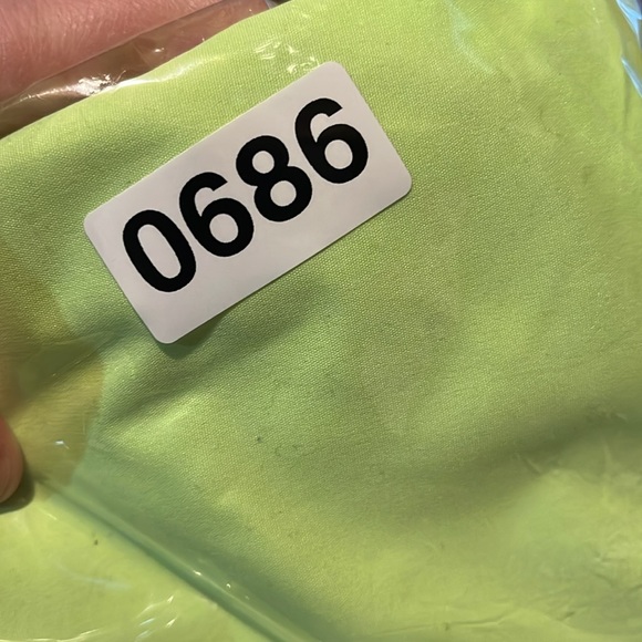 Hurley Volleyball Swim Trunks men’s XL neon yellow green 38 waist pockets NWT - Picture 11 of 11